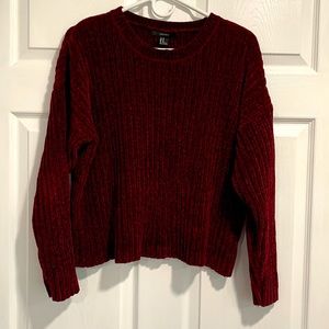 Forever 21 Sweater • Maroon • Size M